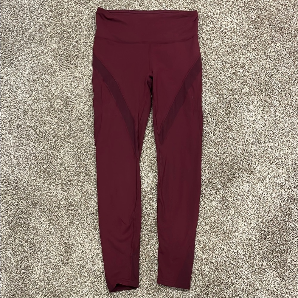 Shape Cabernet Leggings Size Small